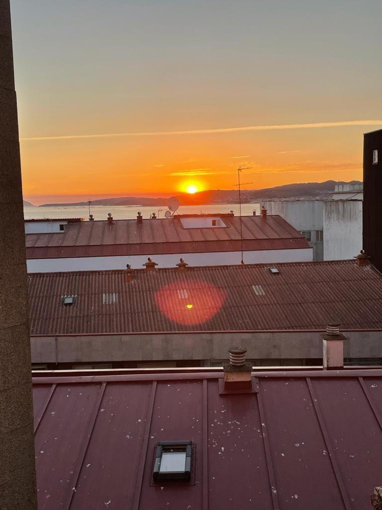 Estudio Centrico Con Garaje Y Vistas Al Mar. Vigo Bagian luar foto