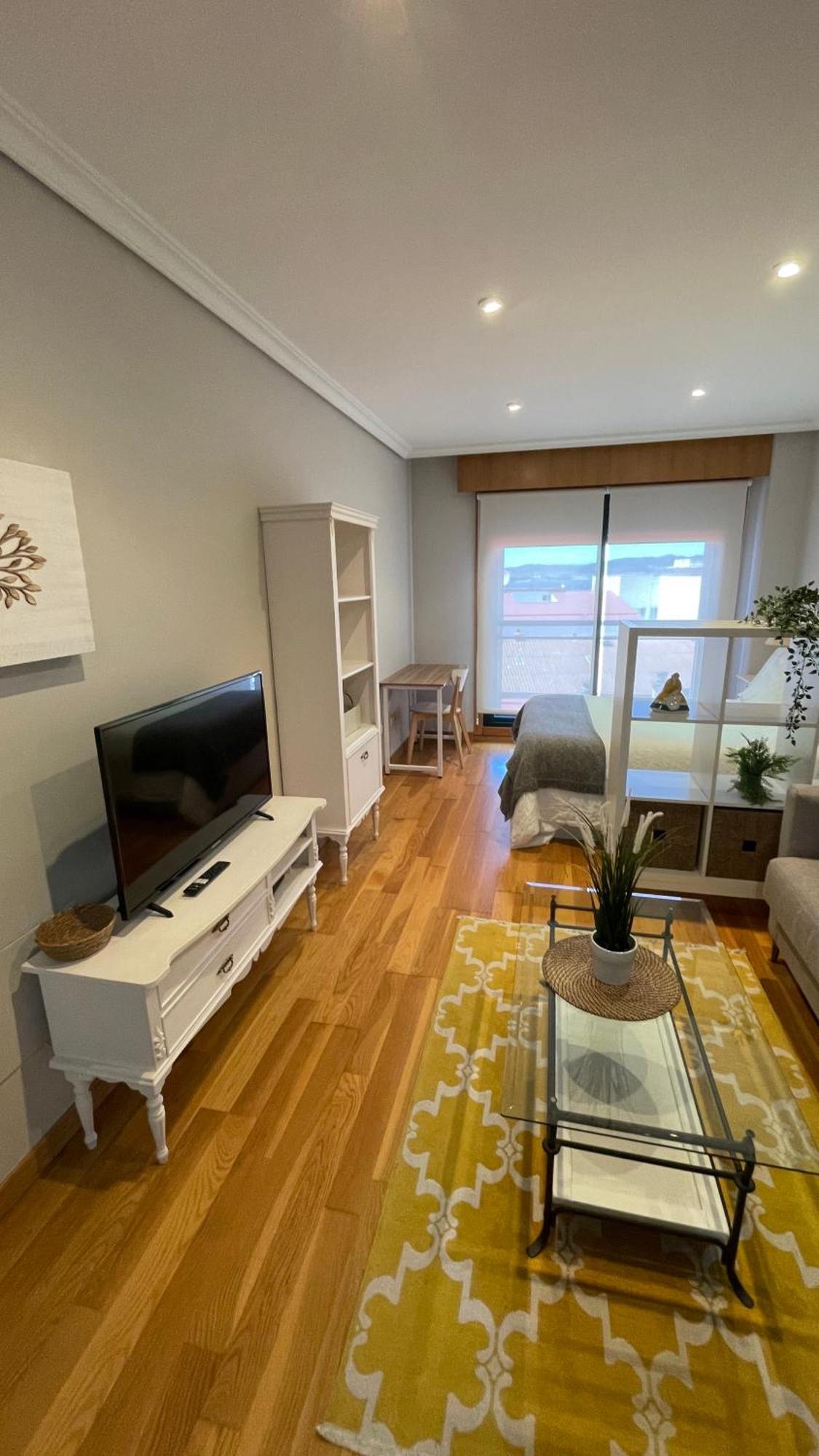 Estudio Centrico Con Garaje Y Vistas Al Mar. Vigo Bagian luar foto